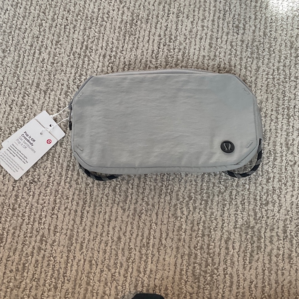 Lululemon Pop it off crossbody